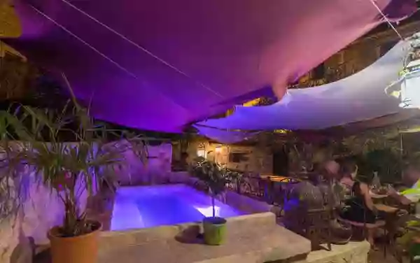 L'histoire de Chez Barmy - Chez Barmy - restaurant SAINT-GUILHEM-LE-DESERT - Les plus beaux villages de l Hérault - meilleur resto SAINT-GUILHEM-LE-DESERT